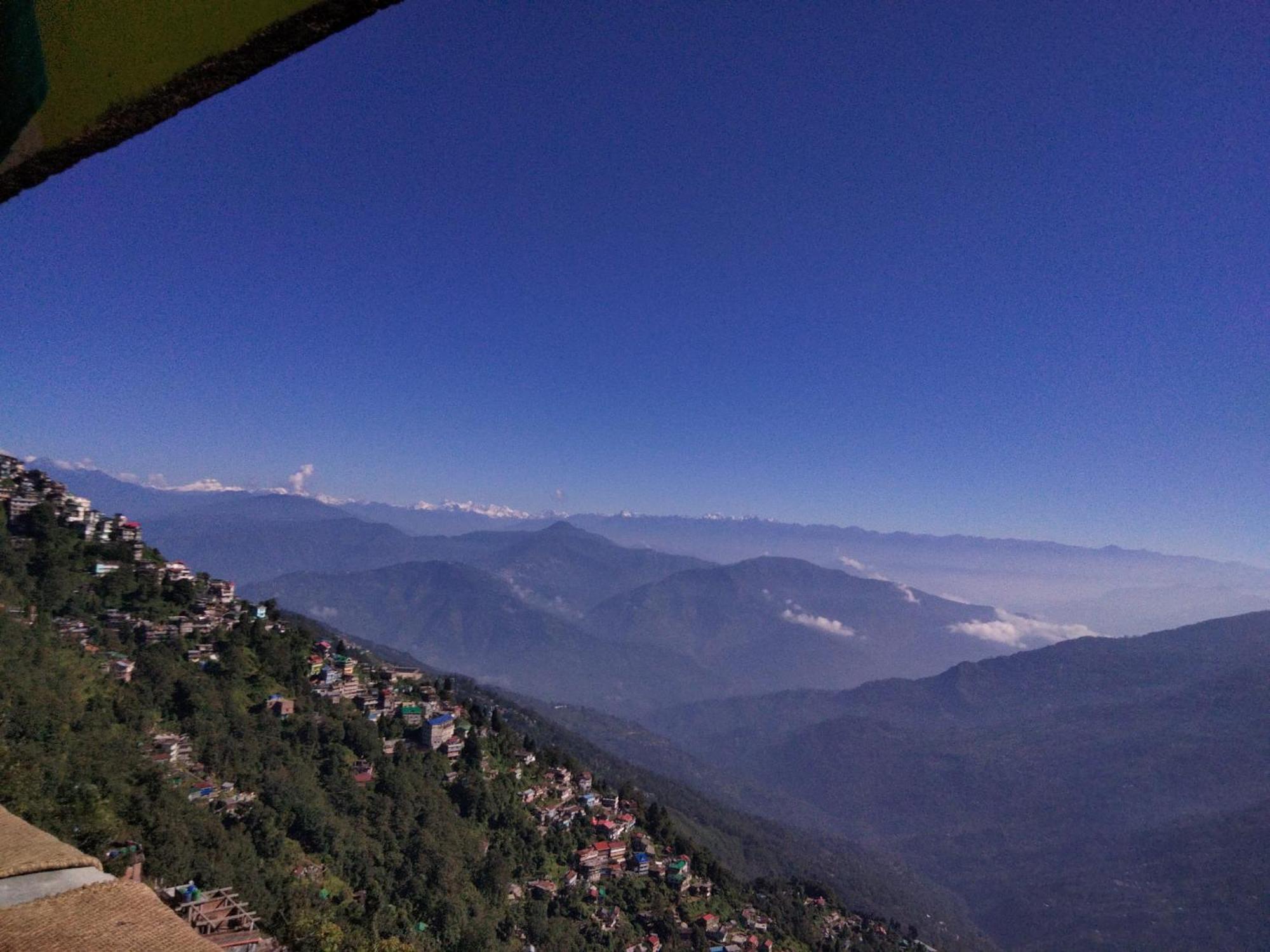 Sunrise Darjeeling (West Bengal)